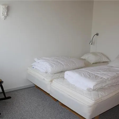 Dom wakacyjny Awesome In With 6 Bedrooms And Sauna Glesborg