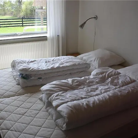 Awesome In With 6 Bedrooms And Sauna Dom wakacyjny Glesborg