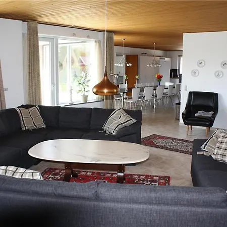 Awesome In With 6 Bedrooms And Sauna * Glesborg
